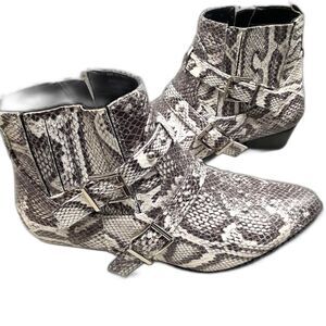 Jane and The Shoe Cindy Snake Print Studded Western Ankle Boots Size 7.5